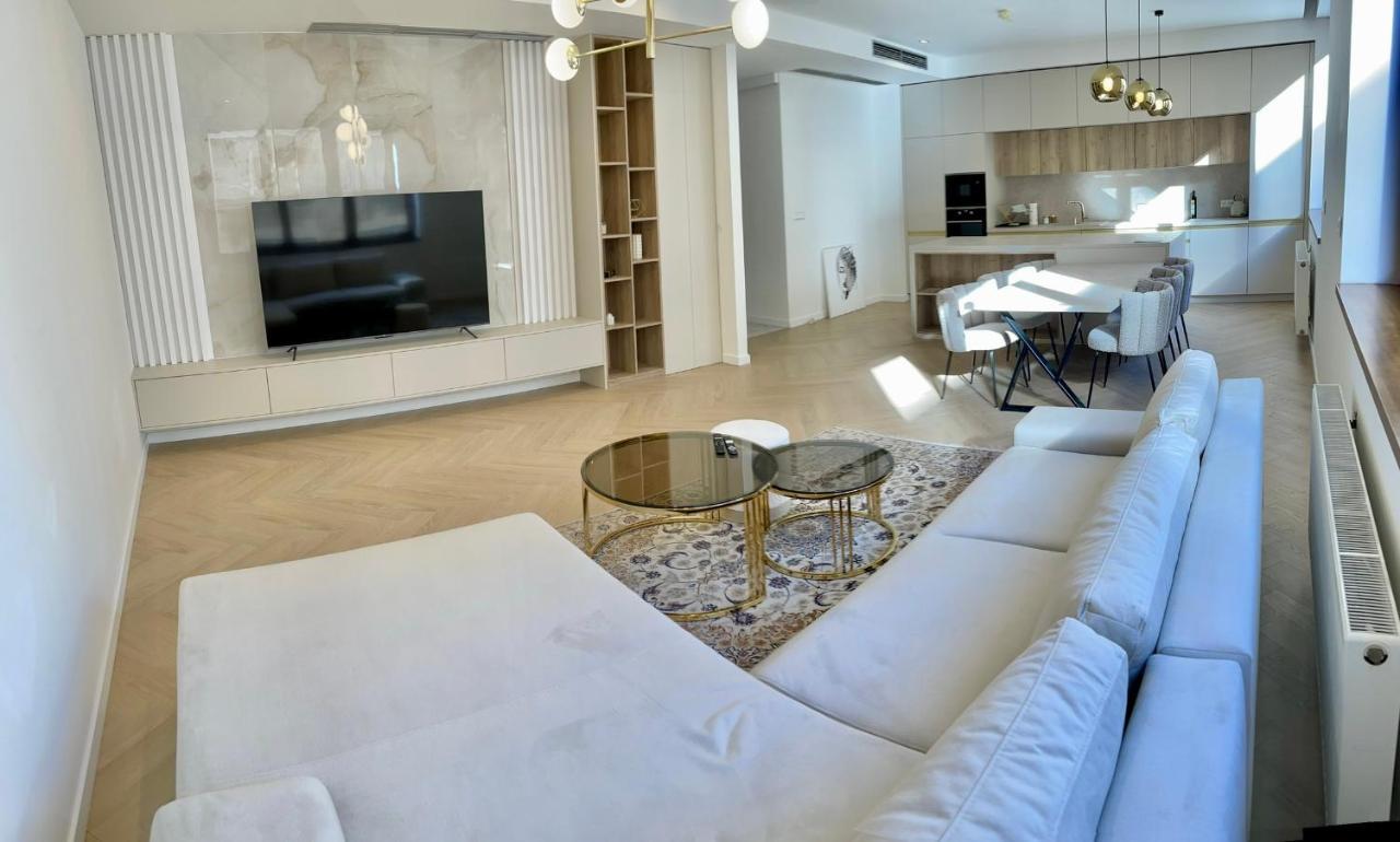 Apartmán Stylish 3 Bedroom In The Hearth Of Center With History